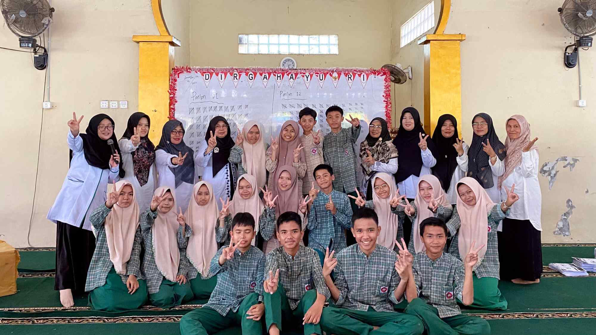 Meisya Nazwa Efendi dan Raihan Al-Ghifari Terpilih Sebagai Ketua dan Wakil Ketua OSIM MTsN 1 KoBe Masa Bakti 2025/2026