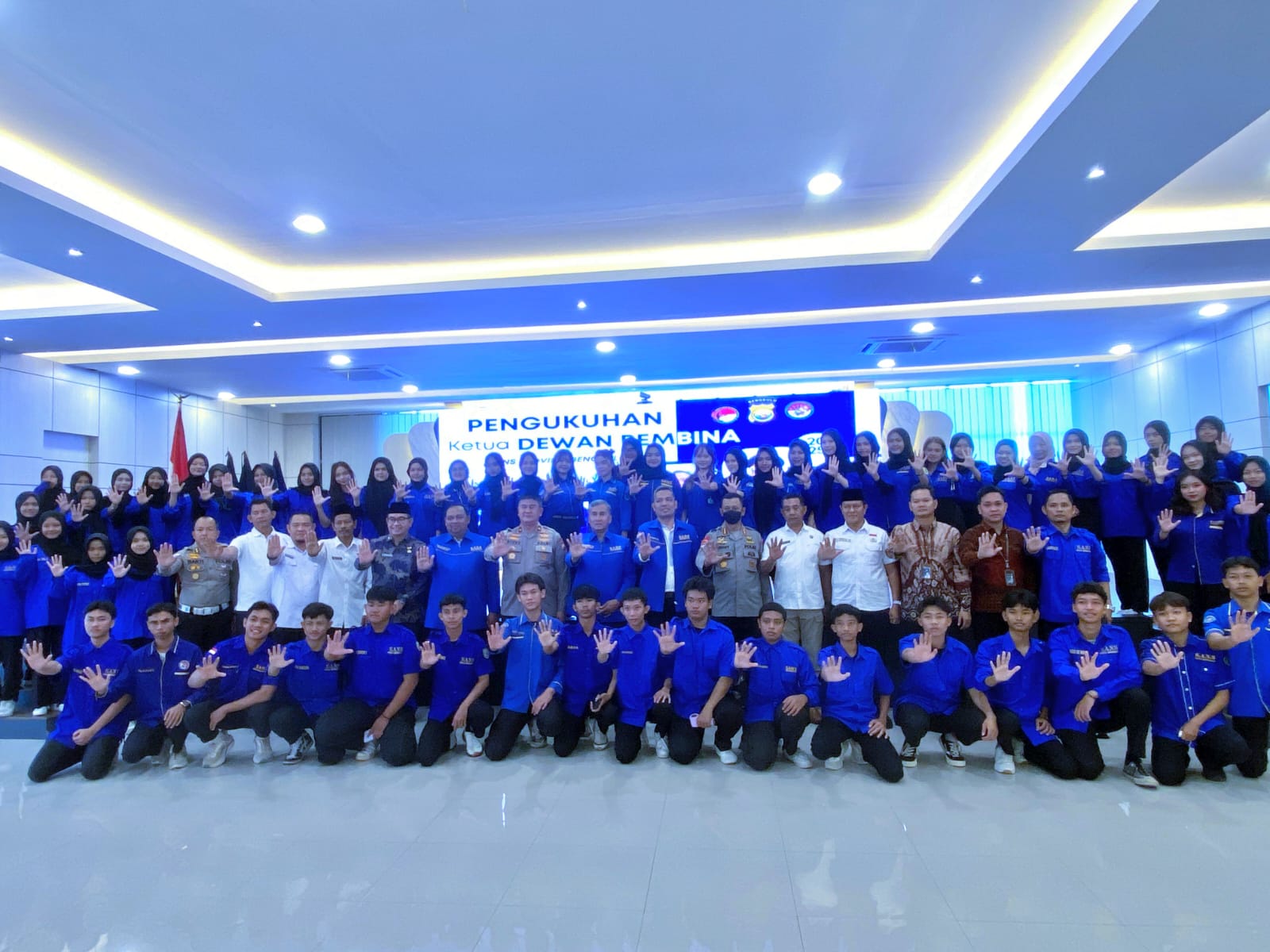 Wujudkan Generasi Muda Tangguh: Siswa MTsN 1 Kota Bengkulu Hadiri Pembekalan dan Pengukuhan SANS Provinsi Bengkulu