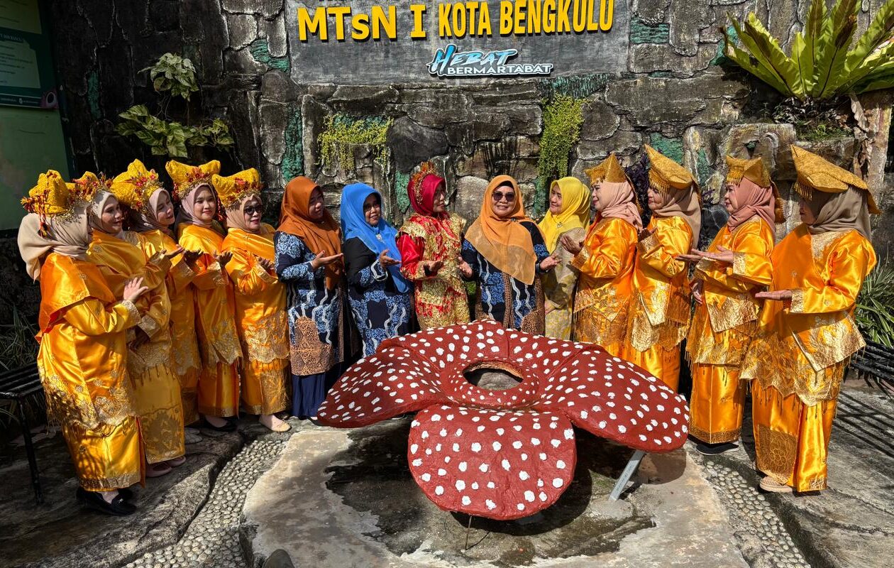 Tari, Ansambel, dan Puisi: Talenta Guru MTsN 1 Kota Bengkulu Siap Harumkan Nama Madrasah di HGN 2025