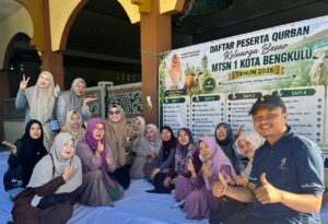 Tebar Manfaat untuk Sesama: MTsN 1 Kota Bengkulu Rayakan Idul Adha 1447H dengan Kurban 5 Ekor Sapi