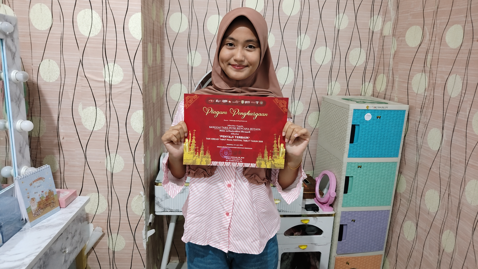 Siswa MTsN 1 Kota Bengkulu Raih Predikat Penyaji Terbaik Tari Kreasi Tabut 2026