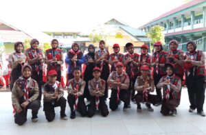 Penuh Semangat, Siswa MTsN 1 Kota Bengkulu Jalani Kegiatan Pramuka Blok