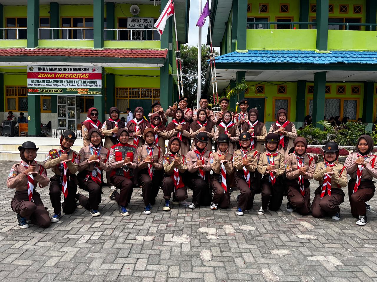 Penutupan Pramuka Blok MTsN 1 Kota Bengkulu Berlangsung Khidmat