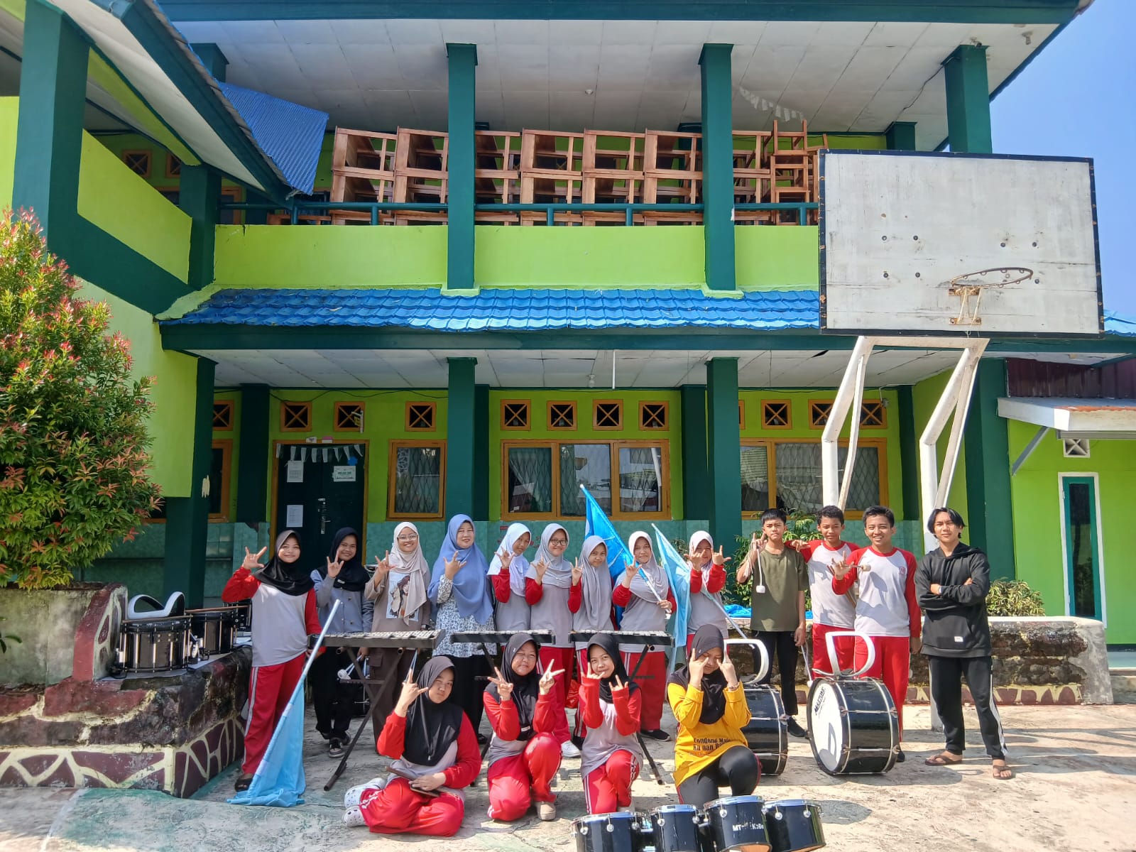 Latihan Intensif, Tim Drum Band MTsN 1 Kota Bengkulu Siap Sukseskan MATSAMA 2026
