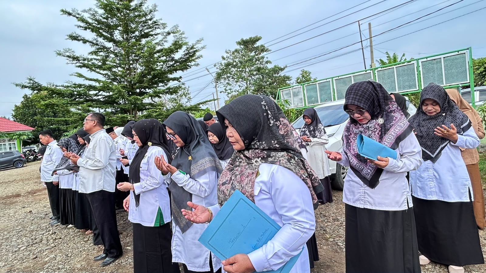Perkuat Sinergi, Ka.MTsN 1 Kota Bengkulu Hadiri Apel Pagi dan Rakor di Kemenag Kota Bengkulu