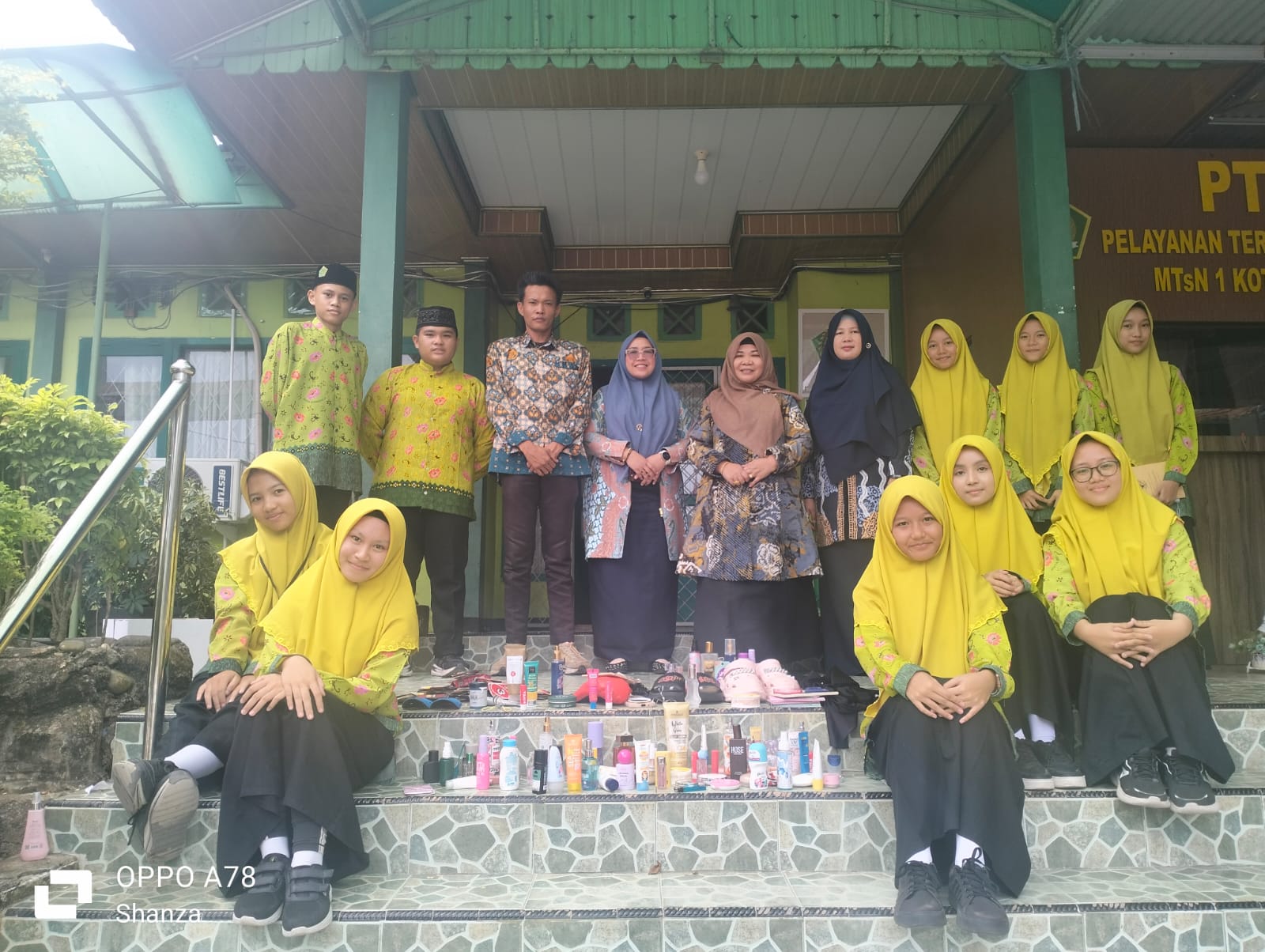 Tim SAN MTsN 1 Kota Bengkulu Gelar Razia Edukatif, Perkuat Disiplin dan Kepatuhan Tata Tertib Madrasah