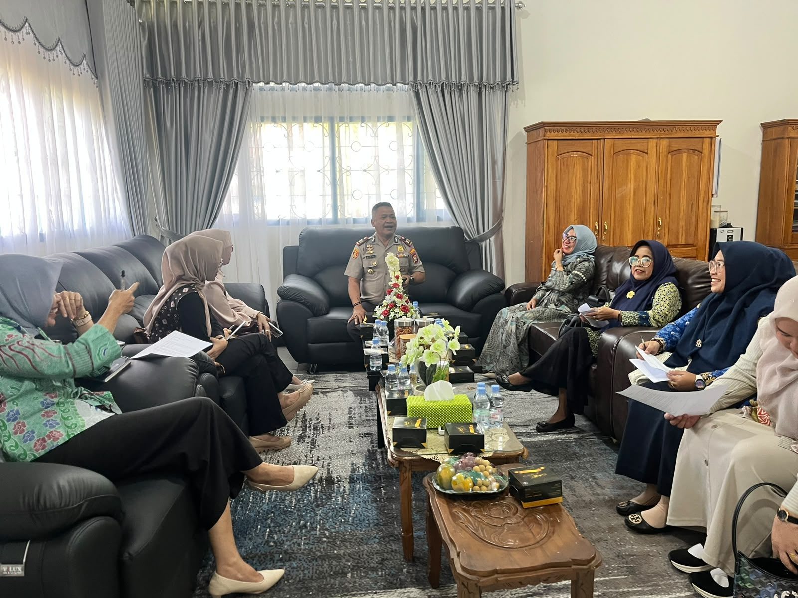 Ka.TU MTsN 1 Kota Bengkulu Hadiri Pertemuan Bersama Kapolsek Gading, Perkuat Sinergi Cegah Kenakalan Remaja
