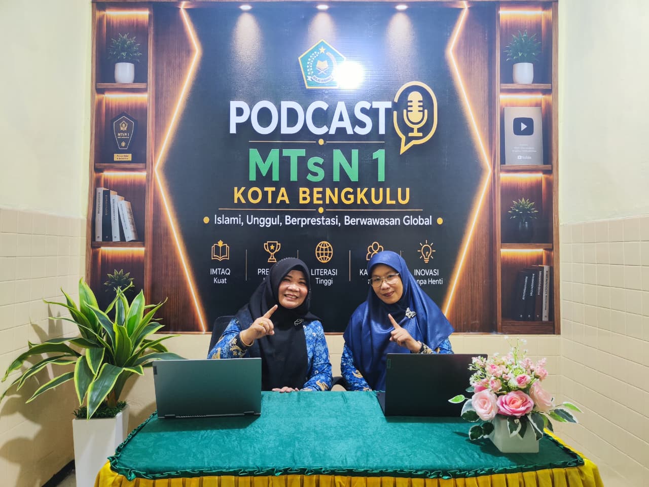 Kepala MTsN 1 Kota Bengkulu Bersama Ketua Tim Podcast Perkuat Kolaborasi, Langkah Baru Publikasi Madrasah