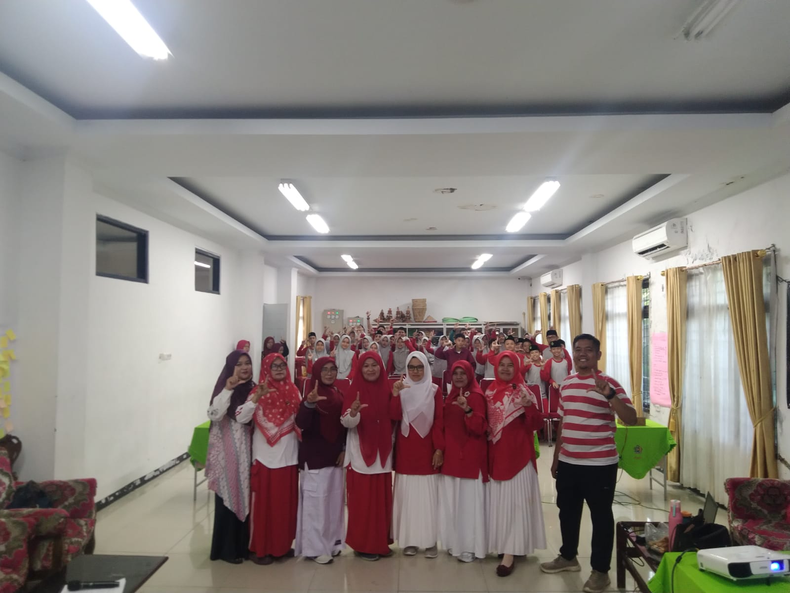 Rumpun IPA dan TIK Hadirkan LCC Meriah dalam Rangka HUT RI ke-81