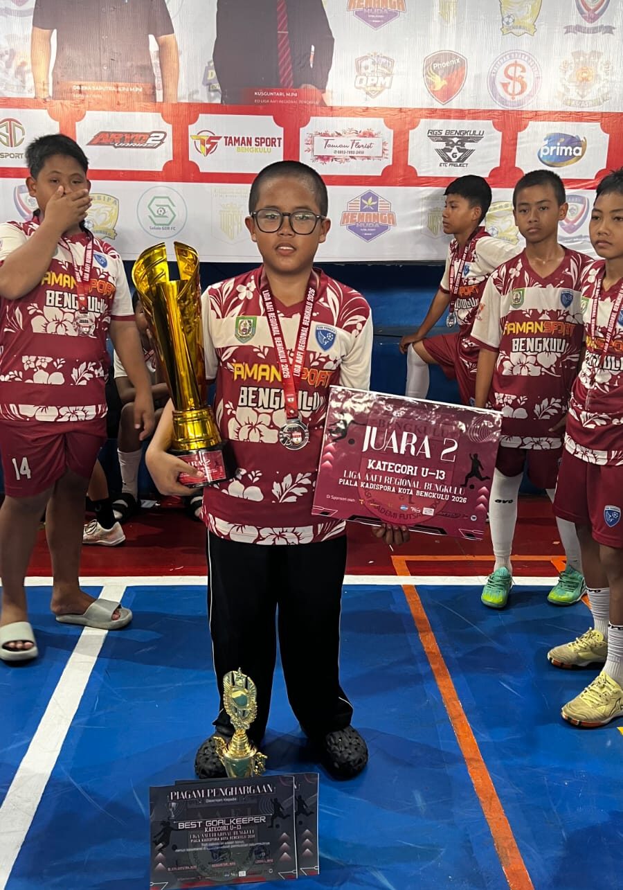 Cetak Prestasi Olahraga, Deandra Muhammad Aziz Siswa MTsN 1 Kota Bengkulu Raih Juara 2 Liga AAFI U-13