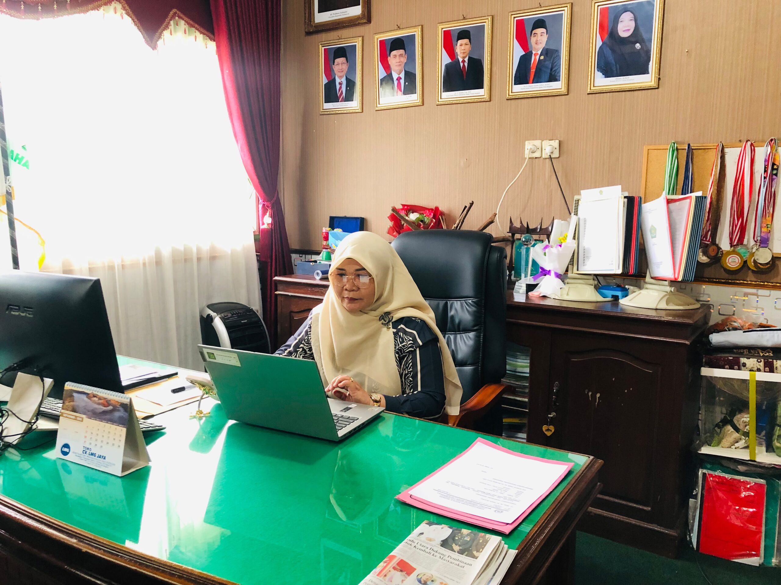 Transformasi Digital Madrasah, Ka.MTsN 1 Kota Bengkulu Ikuti Rapat Virtual Zoom Meeting Sosialisasi Platform Pembelajaran Digital Alef