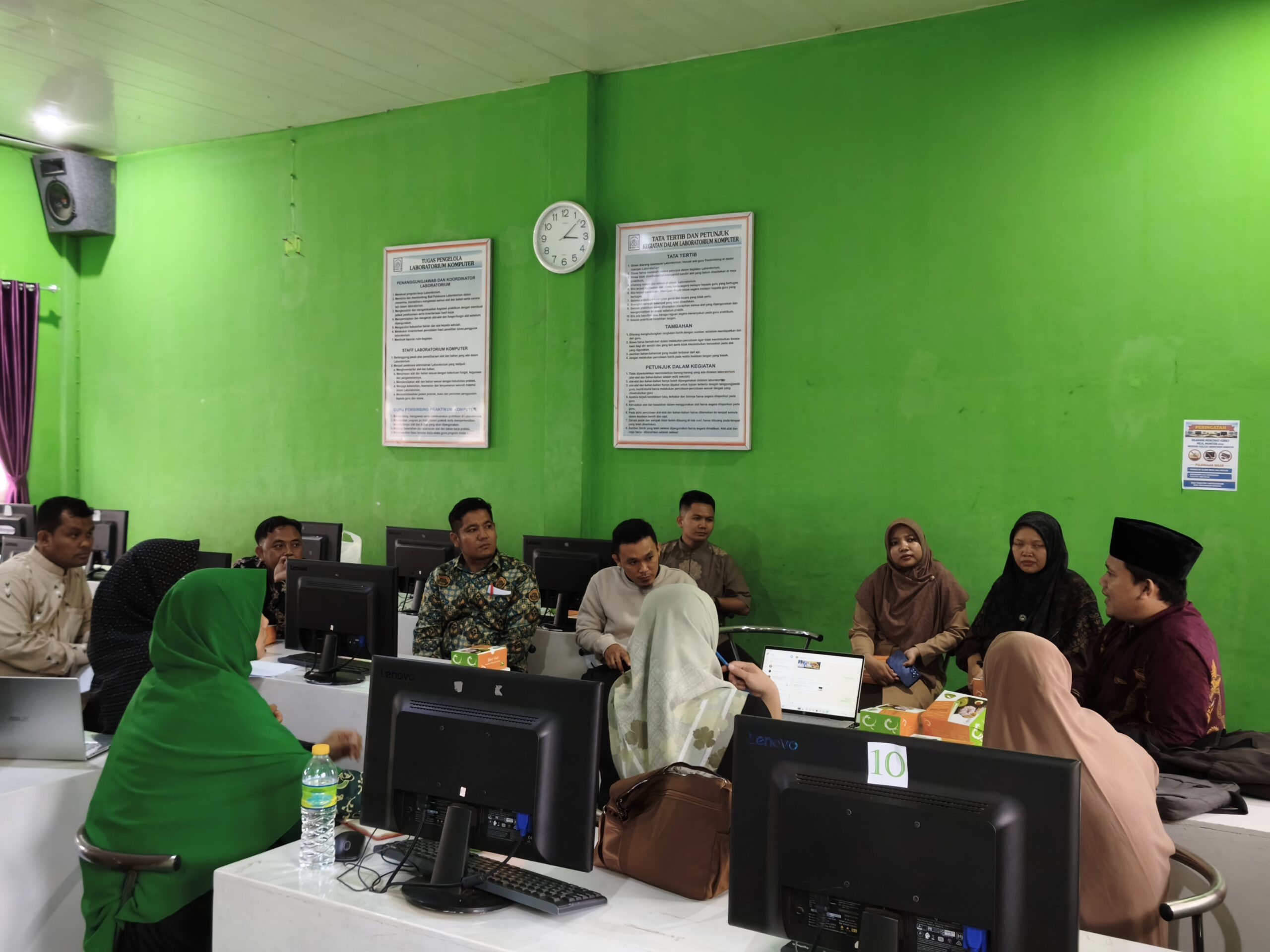 Siap Sukseskan OSN, Guru MTsN 1 Kota Bengkulu Ikuti Briefing Teknis Persiapan Ujian