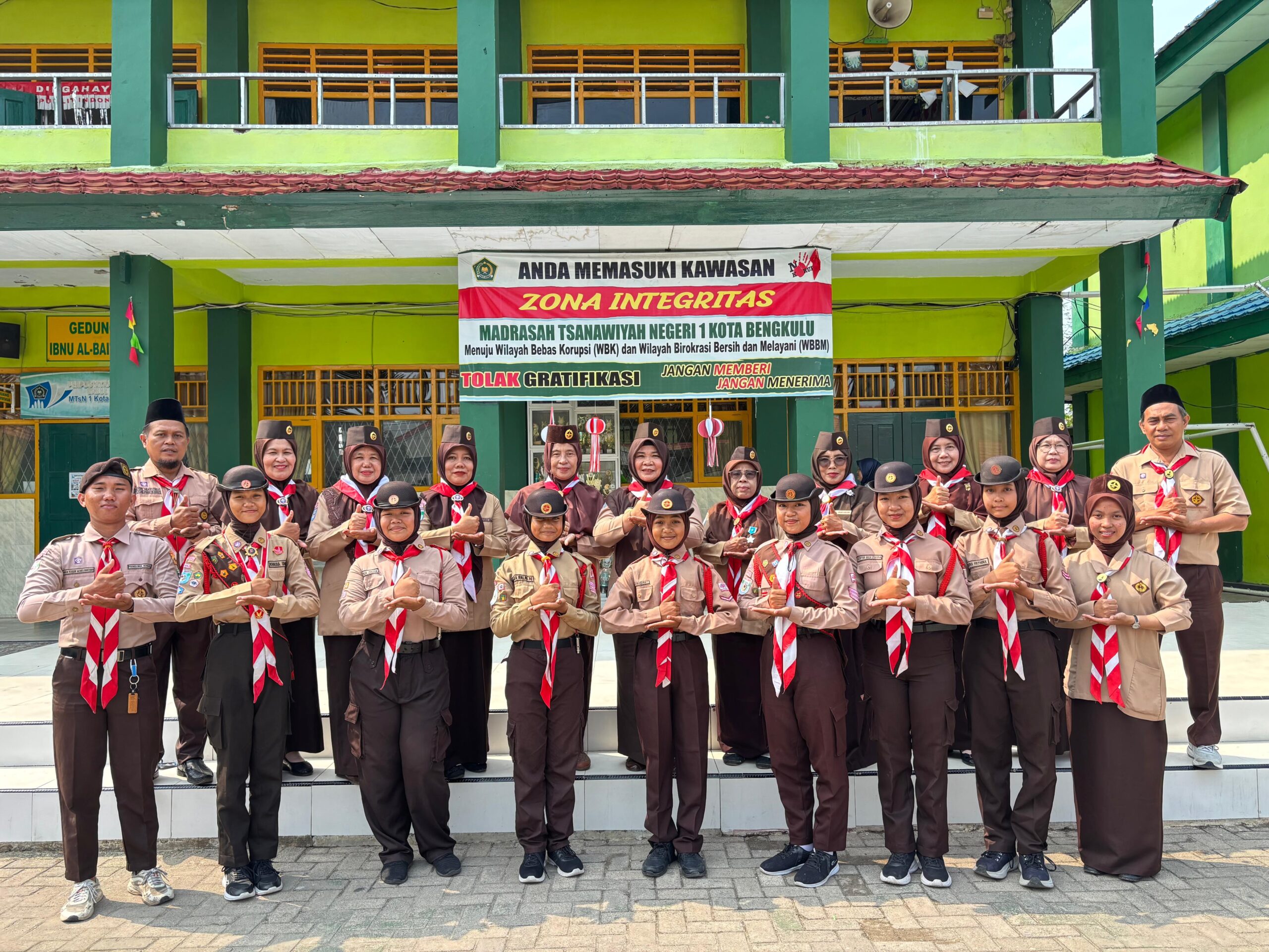 Menuju Kemah Pramuka Madrasah, MTsN 1 Kota Bengkulu Matangkan Persiapan Tim Pramuka