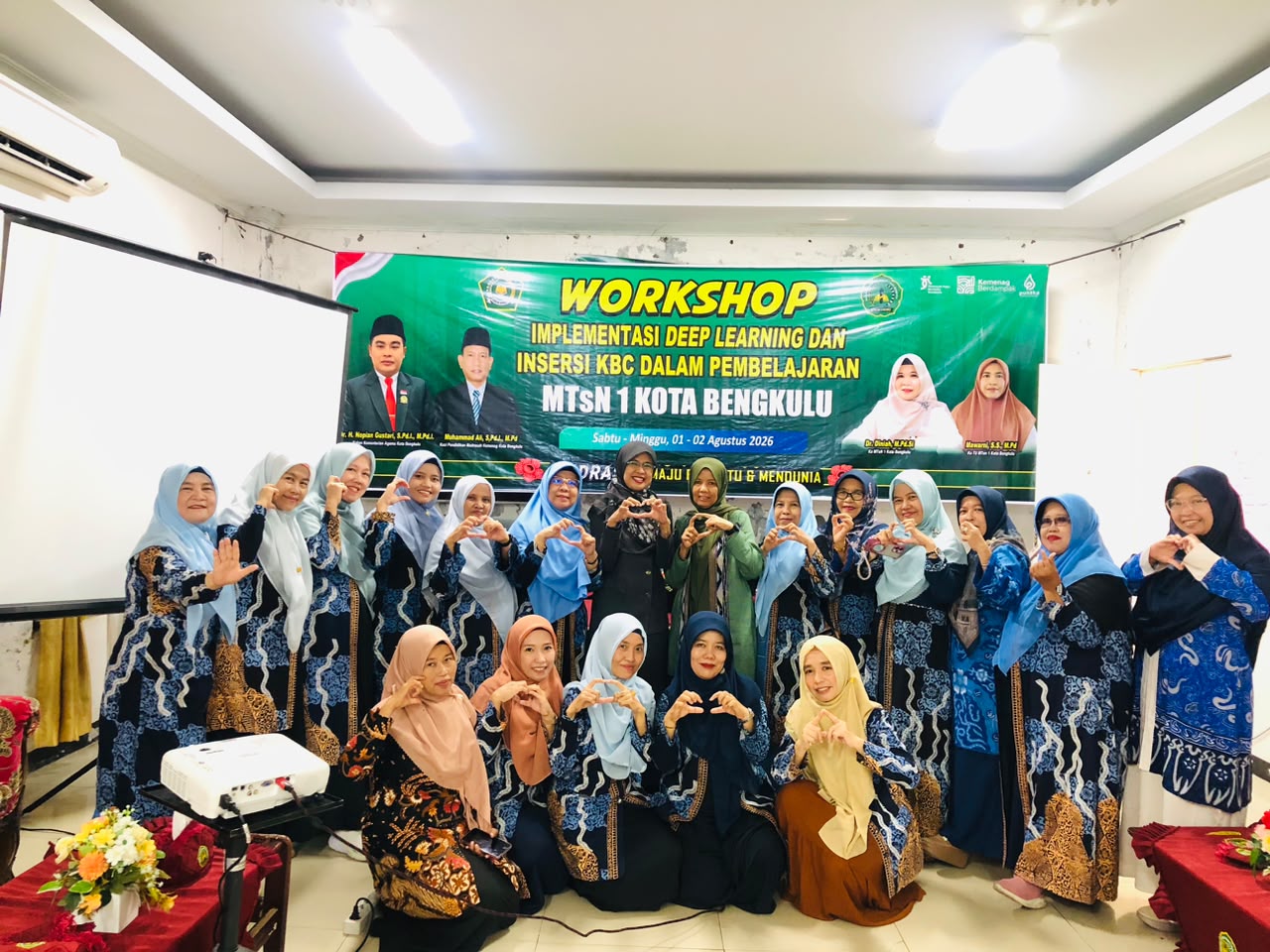 Antusias Belajar dan Berinovasi, Guru MTsN 1 Kota Bengkulu Sukses Ikuti Workshop Deep Learning dan KBC